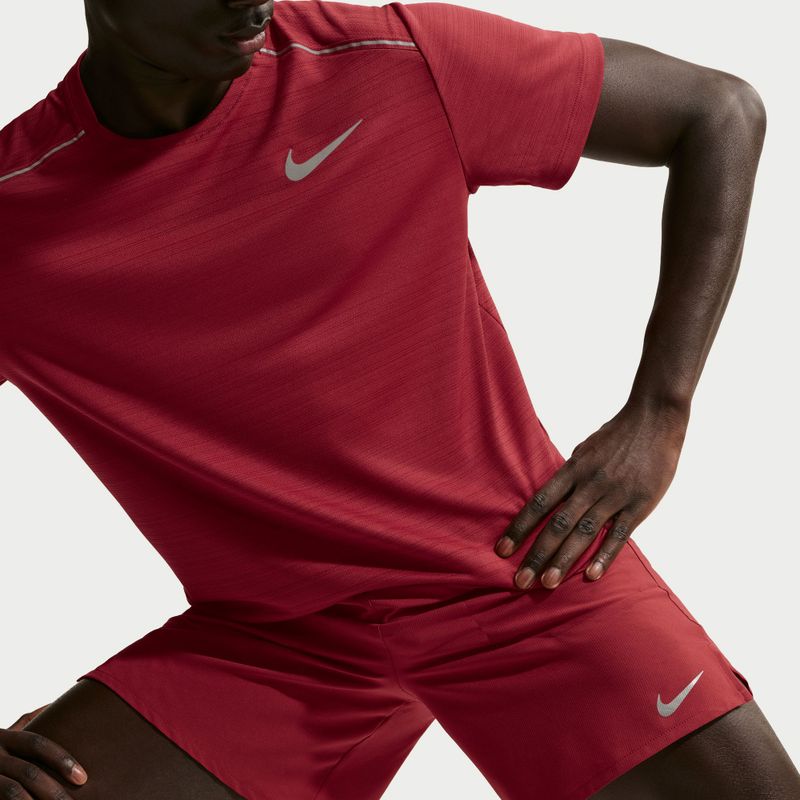 Pánské běžecké šortky Nike Stride Dri-Fit Brief-Lined 7" team crimson 4