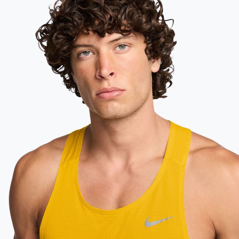 Pánské běžecké tričko Nike Fast Dri-Fit laser orange 3