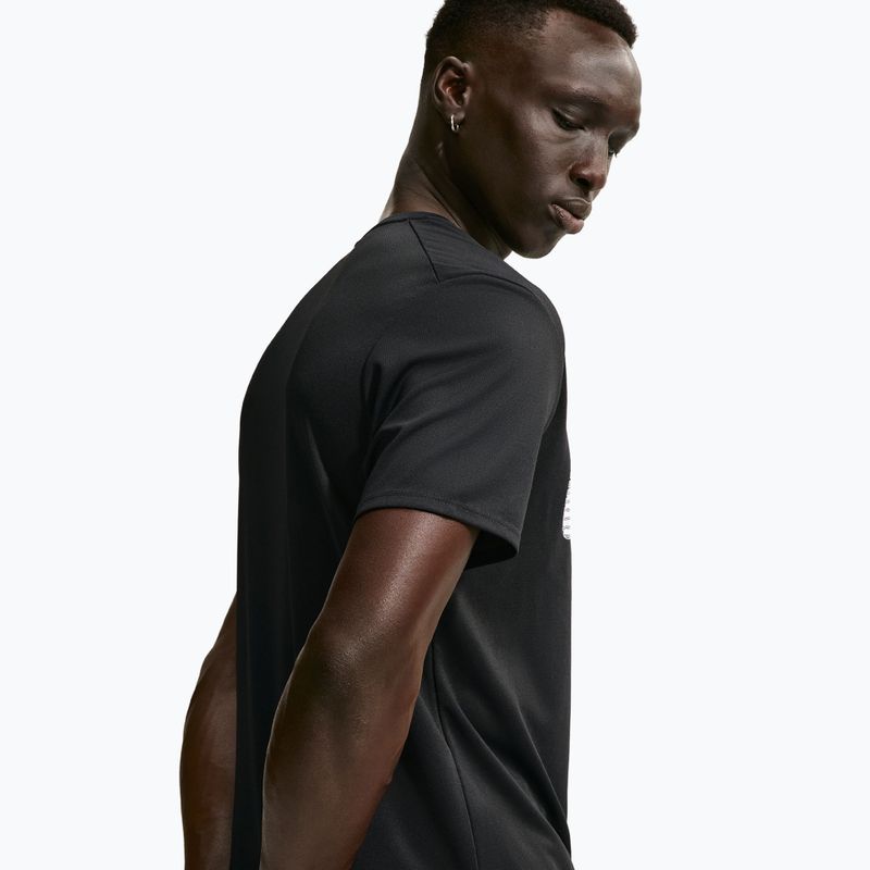 Pánské běžecké tričko Nike Miler Dri-Fit UV black/white 4