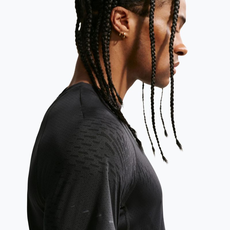 Pánské běžecké tričko Nike Stride Dri-Fit ADV off noir/black 6