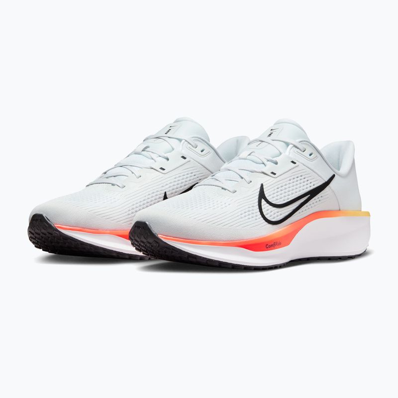 Pánské běžecké boty Nike Quest 6 off-white/white/topaz gold/black 3