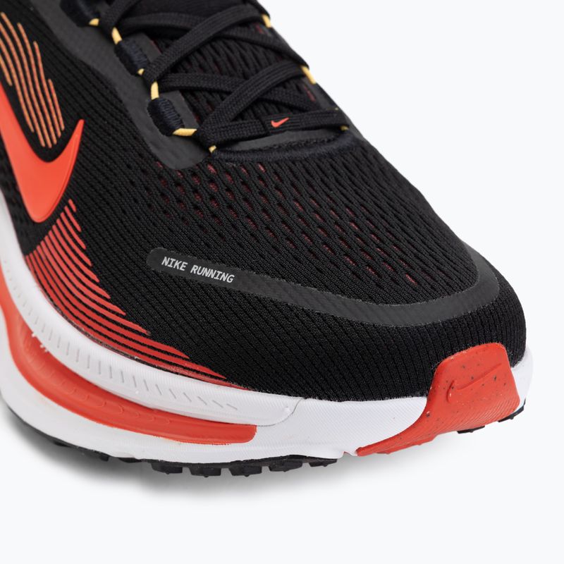 Pánské běžecké boty Nike Vomero 18 black/light crimson/bright crimson 7