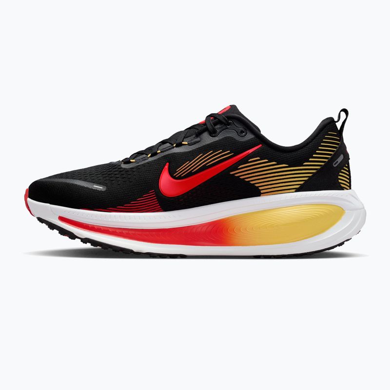 Pánské běžecké boty Nike Vomero 18 black/light crimson/bright crimson 2