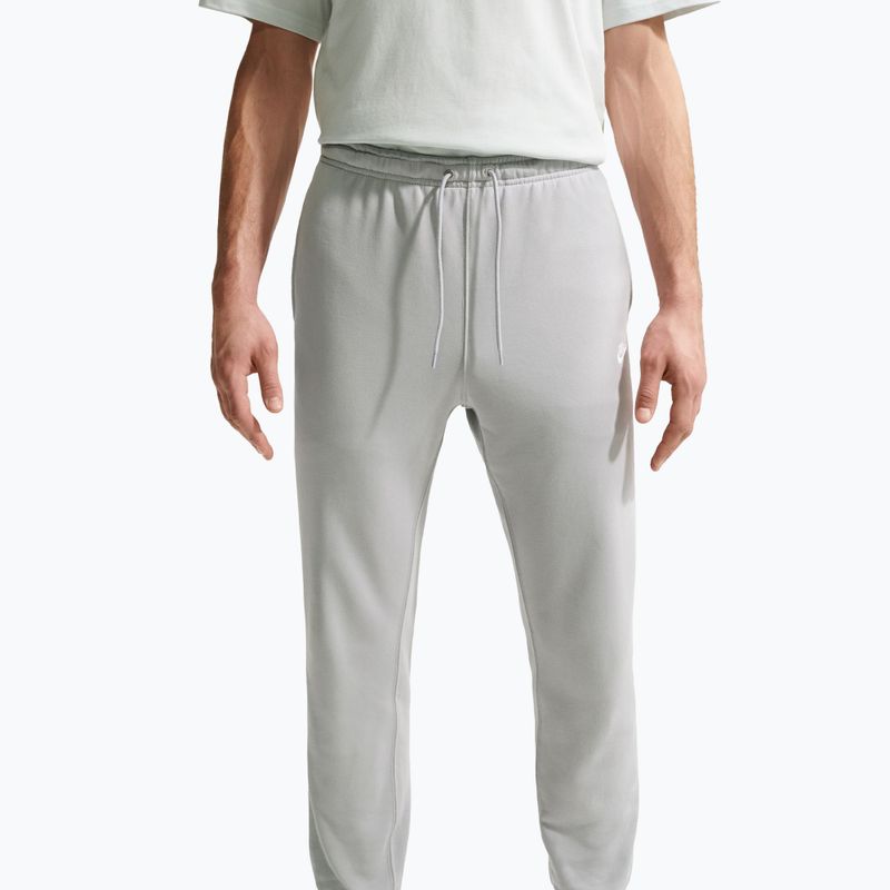 Pánské kalhoty Nike Club French Terry Joggers light smoke grey/light smoke grey/white 4