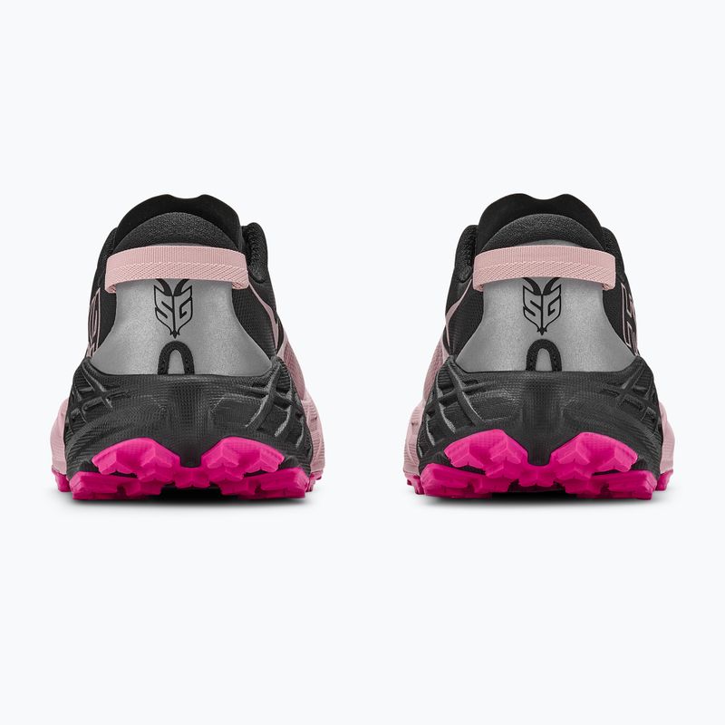 Dámské běžecké boty HOKA Speedgoat 7 black/pink opal 6