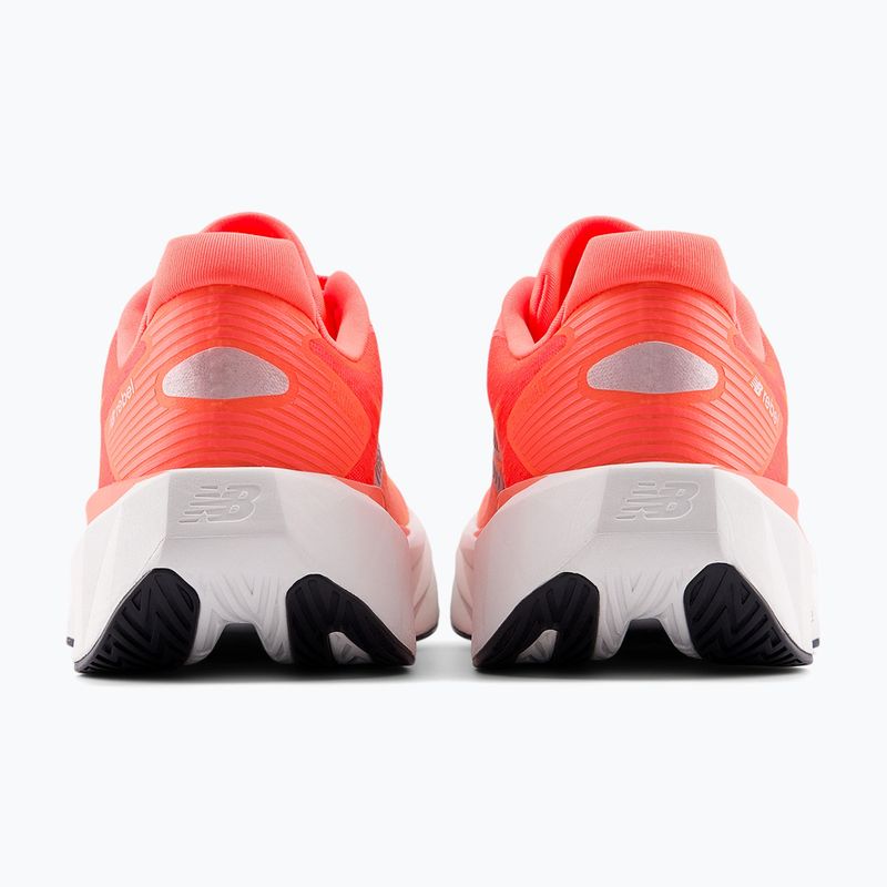 Dámské běžecké boty New Balance FuelCell Rebel V5 4
