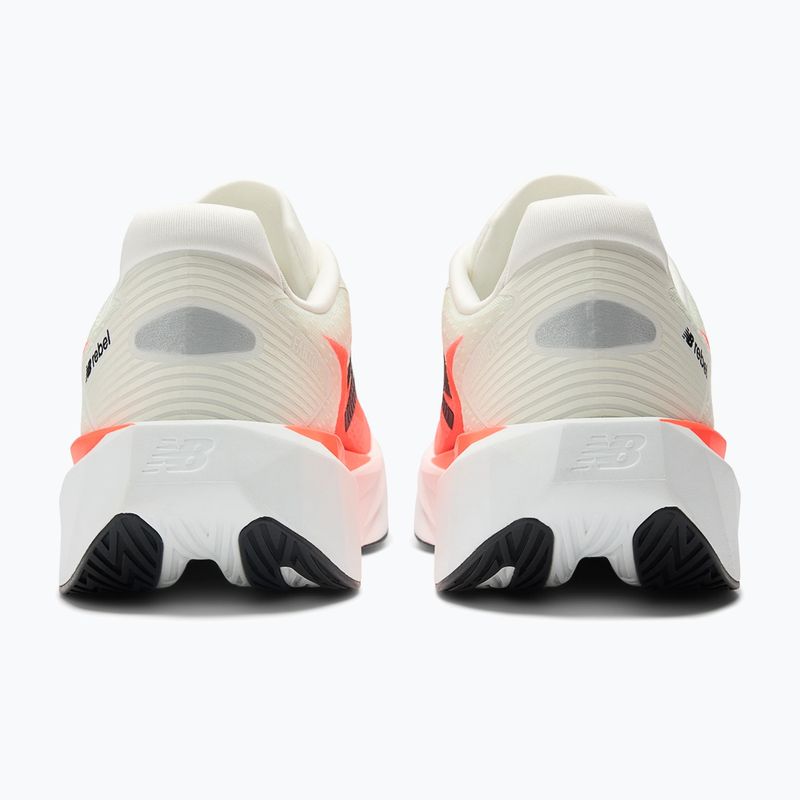 Pánské běžecké boty New Balance FuelCell Rebel V5 11