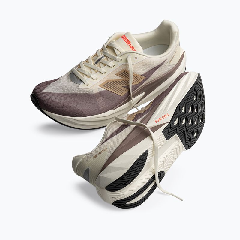 Pánské běžecké boty New Balance FuelCell Rebel V5 angora 3