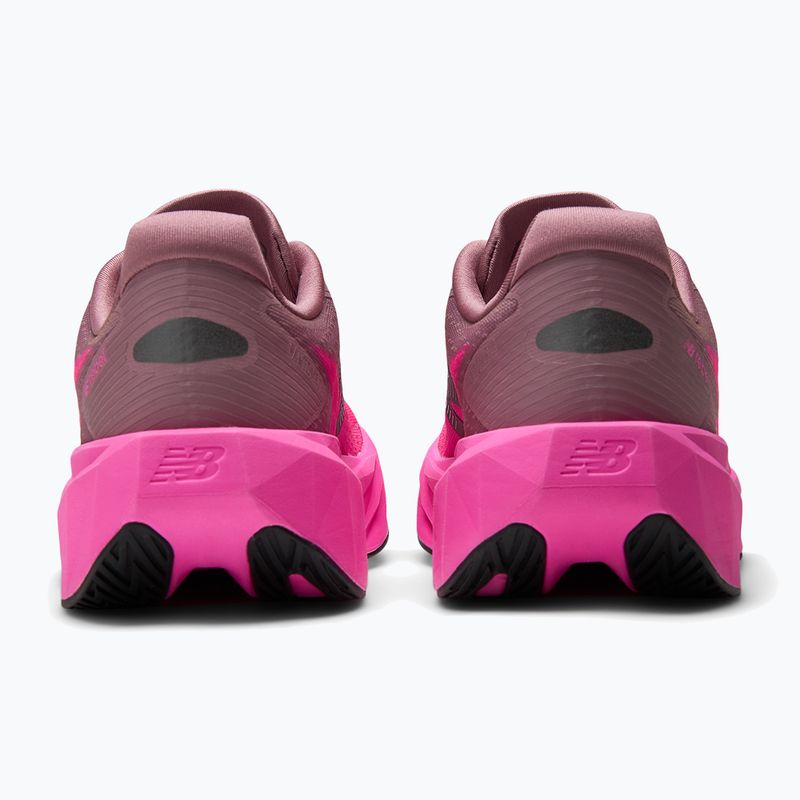Dámské běžecké boty New Balance FuelCell Rebel V5 pink heat/rosewood 5