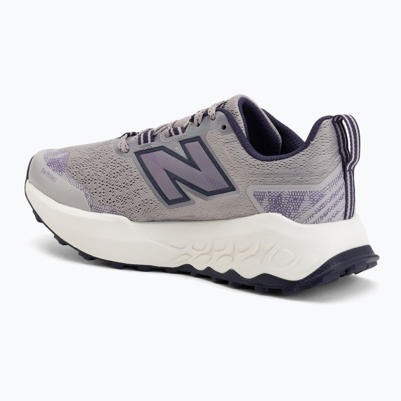 Dámské běžecké boty New Balance Fresh Foam Garoe V2 truffle salt/boysenberry/black 3