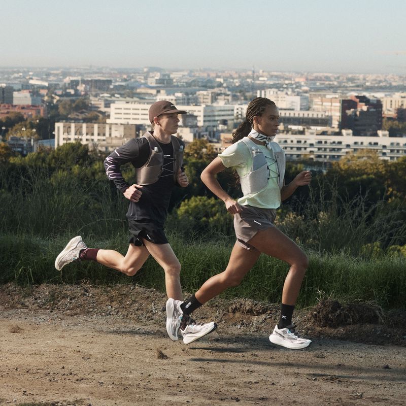 Pánská běžecká obuv Salomon Aero Glide 4 GRVL vanilla ice/black/iron 9