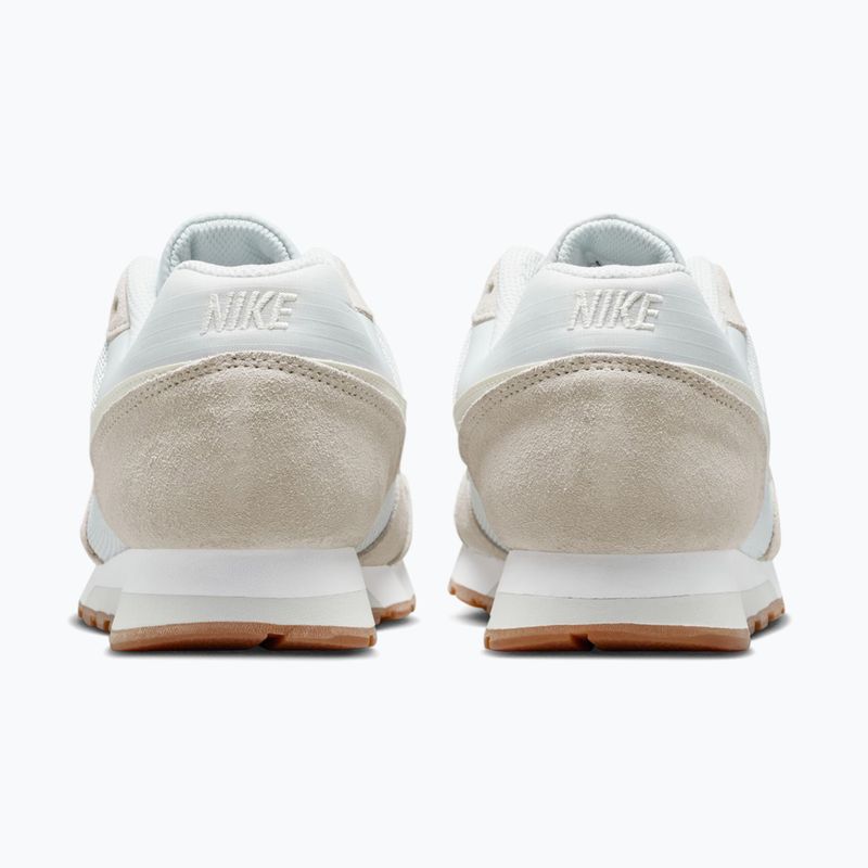 Dámské boty Nike MD Runner 2 photon dust/white/gum med brown/sail 4