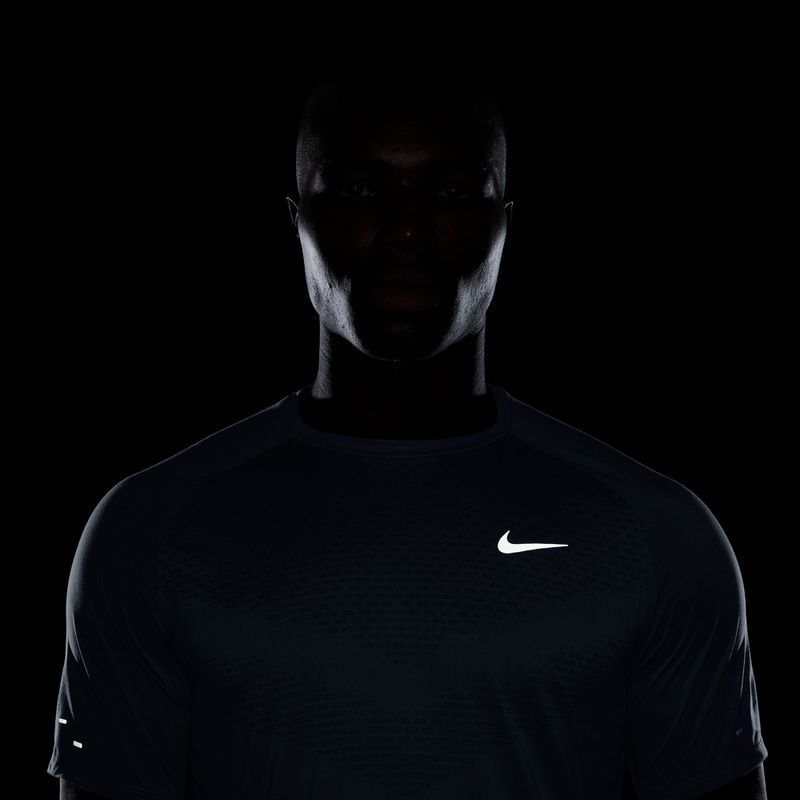 Pánské běžecké tričko Nike Stride ADV light armory blue 4