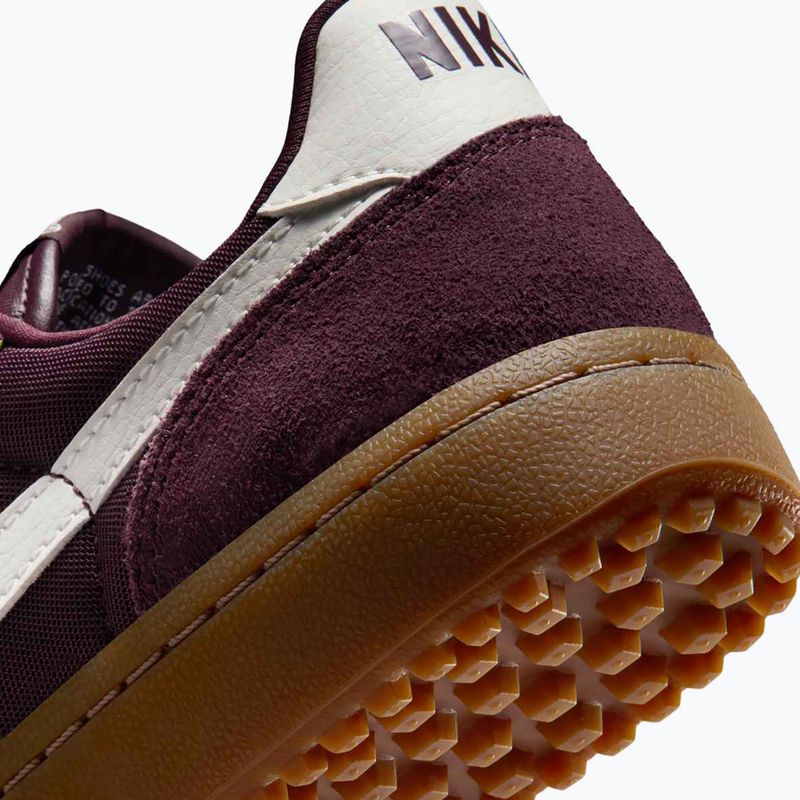 Dámské boty Nike Field General burgundy crush/gum dark brown/sail 9