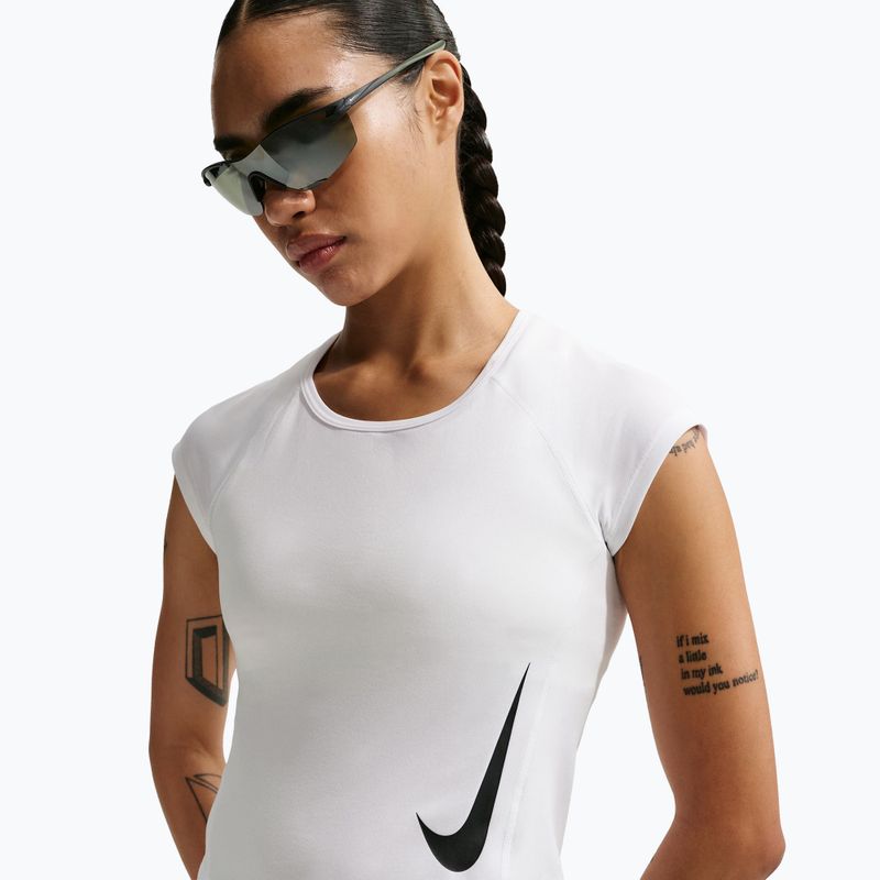 Dámské běžecké tričko Nike Swoosh Run Dri-Fit white/photon dust/black 2