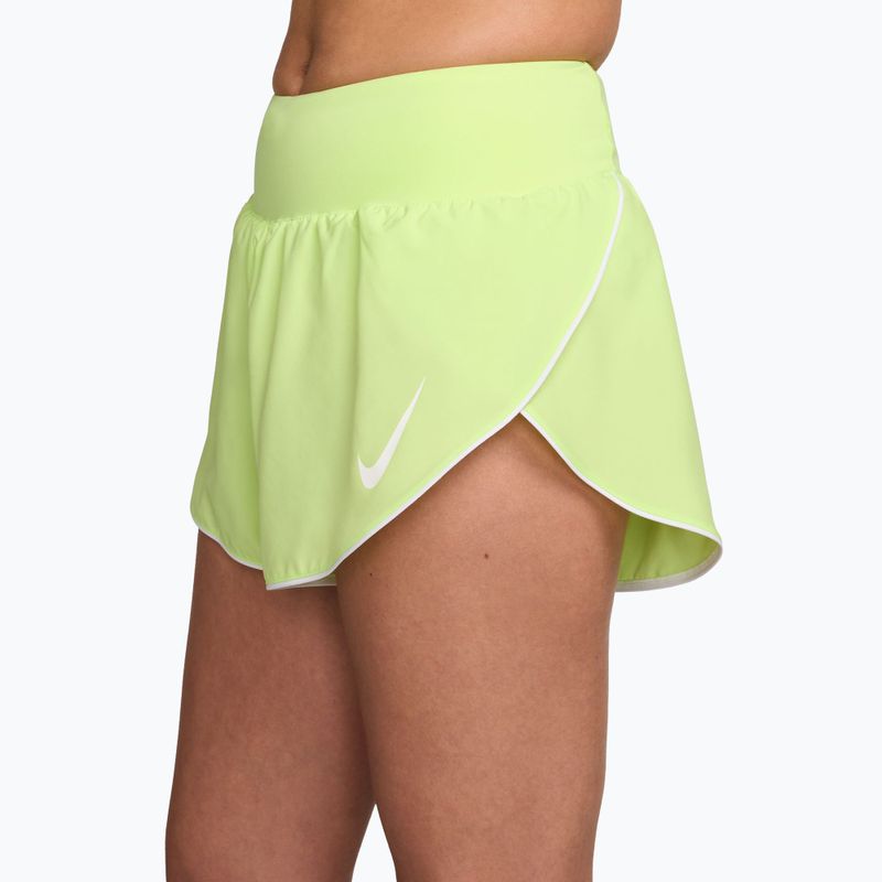 Dámské běžecké šortky Nike Tempo Swoosh Dri-Fit Mid-Rise Brief-Lined light lemon twist/white 3