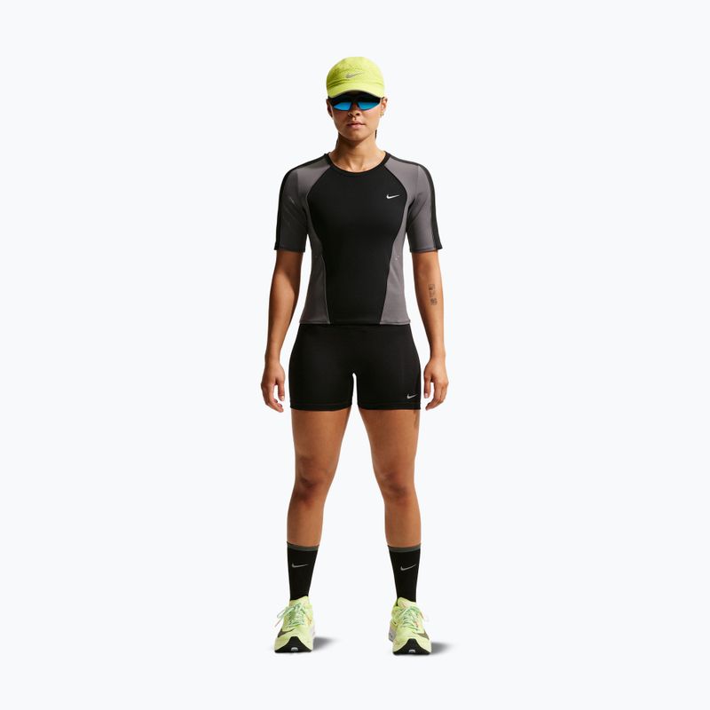 Dámské běžecké šortky Nike Tempo black 2