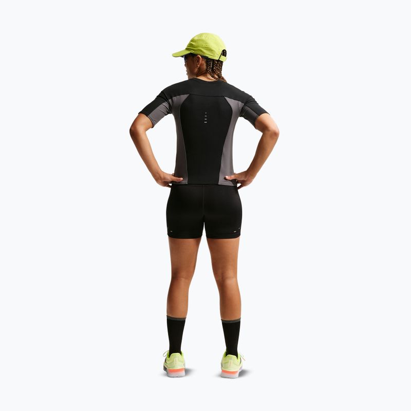Dámské běžecké šortky Nike Tempo black 3