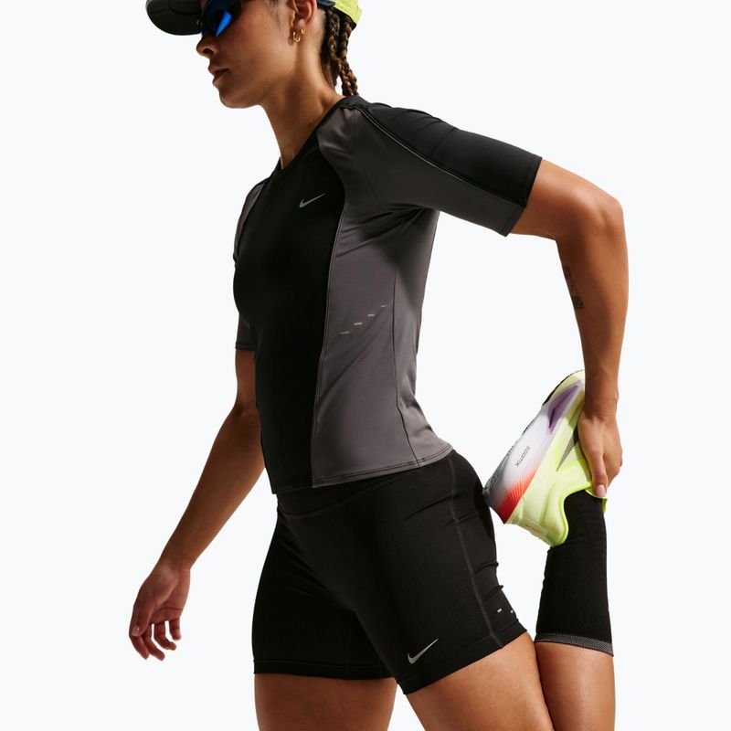 Dámské běžecké šortky Nike Tempo black 6