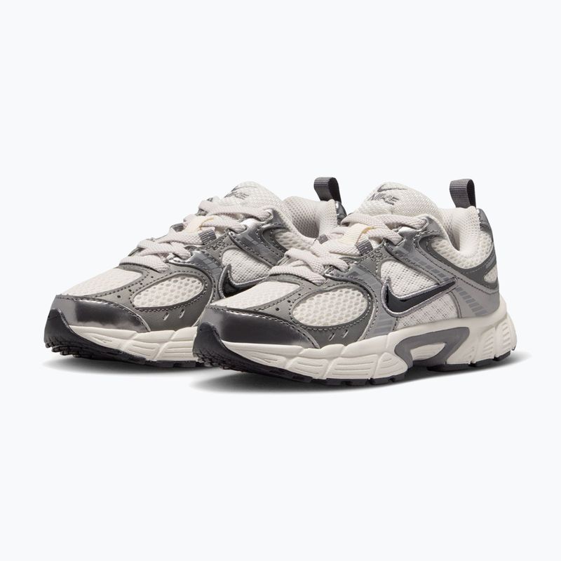 Dětské boty do vody Nike V5 RNR phantom/pencil point/black 3