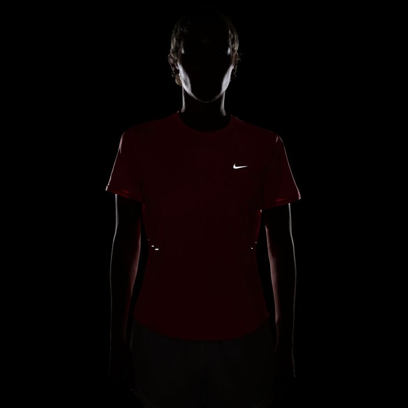 Dámské běžecké tričko Nike Swift Dri-Fit sea coral 4