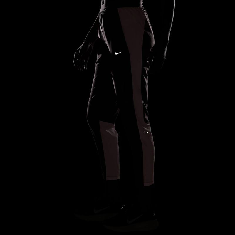 Dámské běžecké legíny Nike Tempo Swoosh Dri-Fit Mid-Rise 7/8 tattoo/pink foam 4