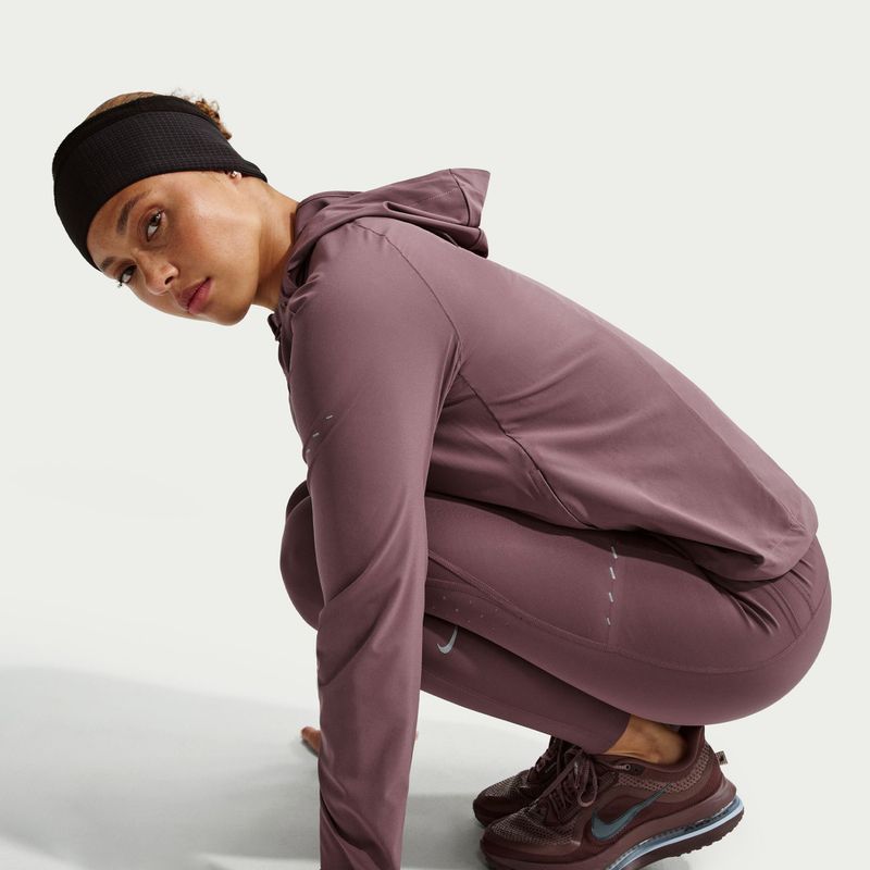 Dámská běžecká bunda Nike Swift Repel Packable tattoo 7