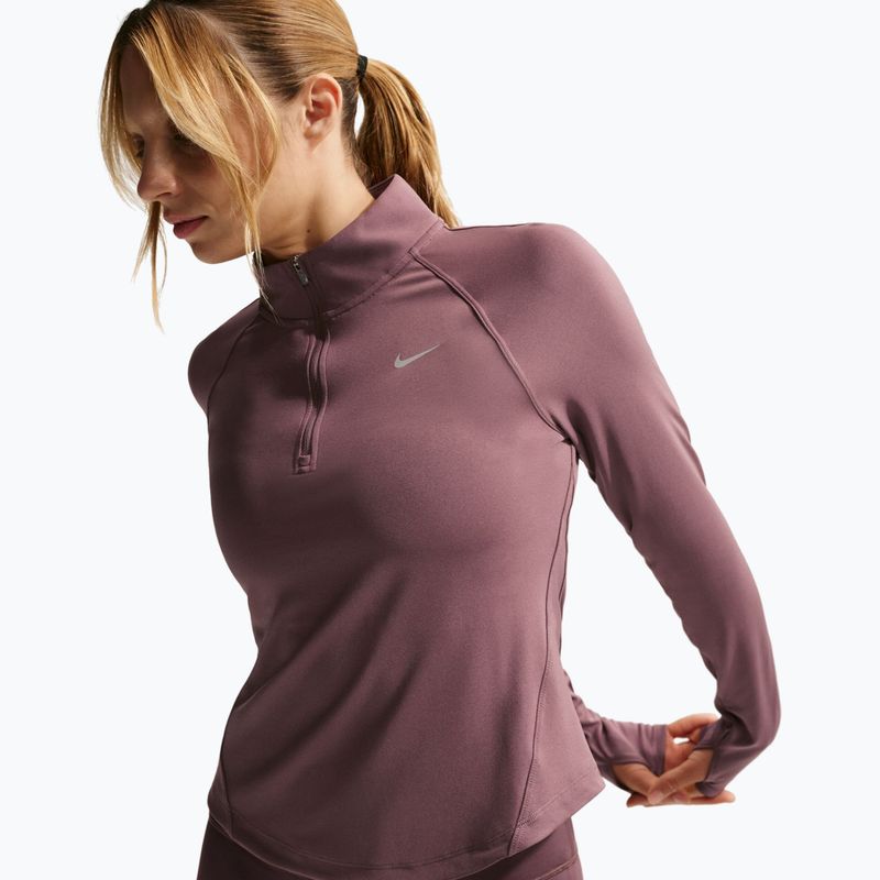 Dámská běžecká mikina Nike Tempo Swoosh Run Dri-Fit 1/4-Zip tattoo/white 4