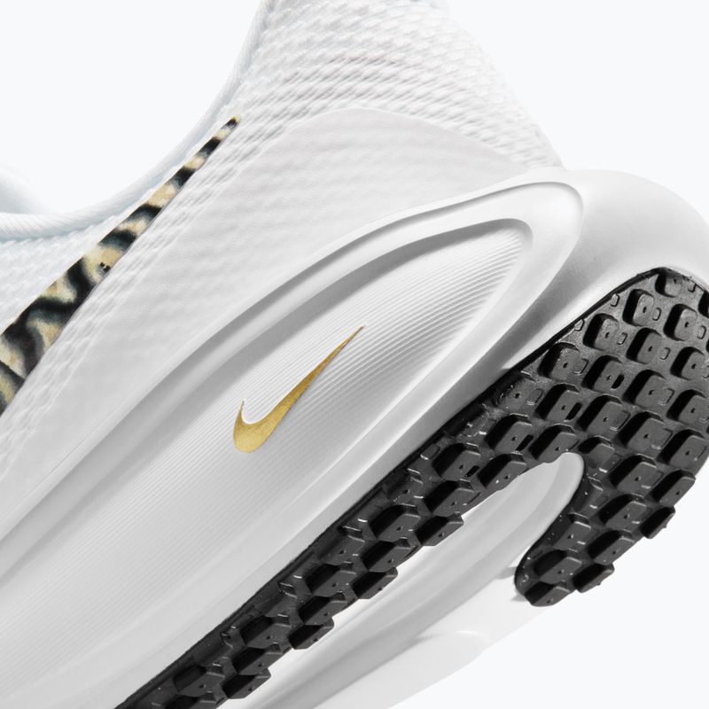 Dámské běžecké boty Nike Revolution 8 white/metallic gold/black 8
