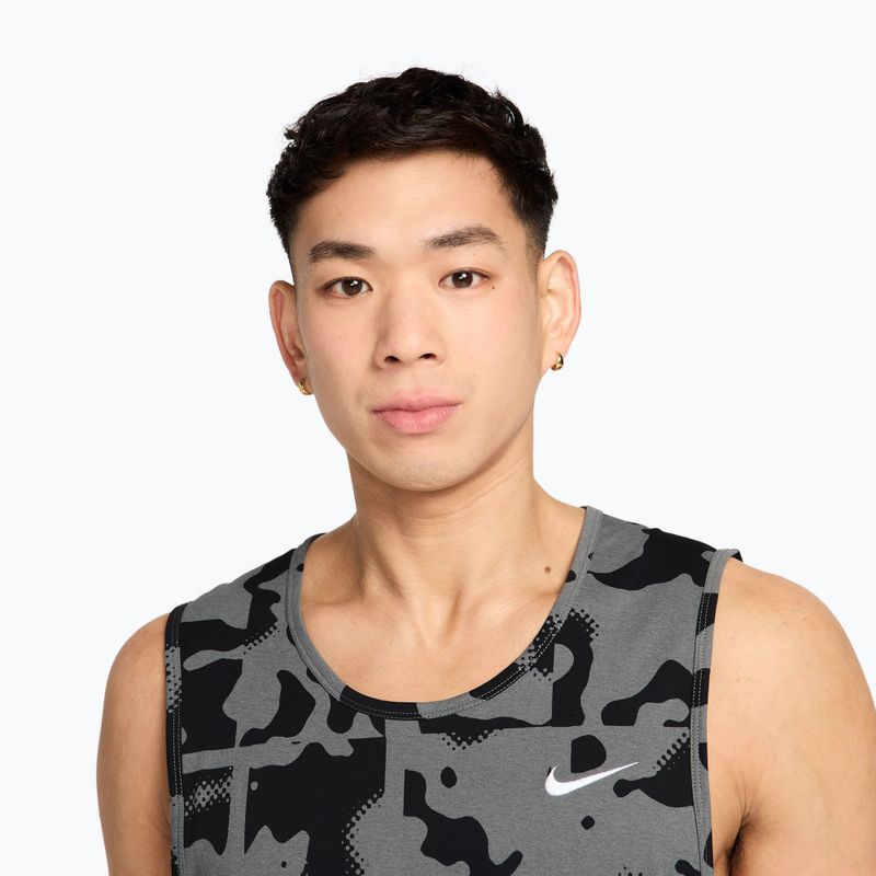 Pánské tréninkové tričko Nike Hyverse Dri-Fit TT smoke grey/black/white 3
