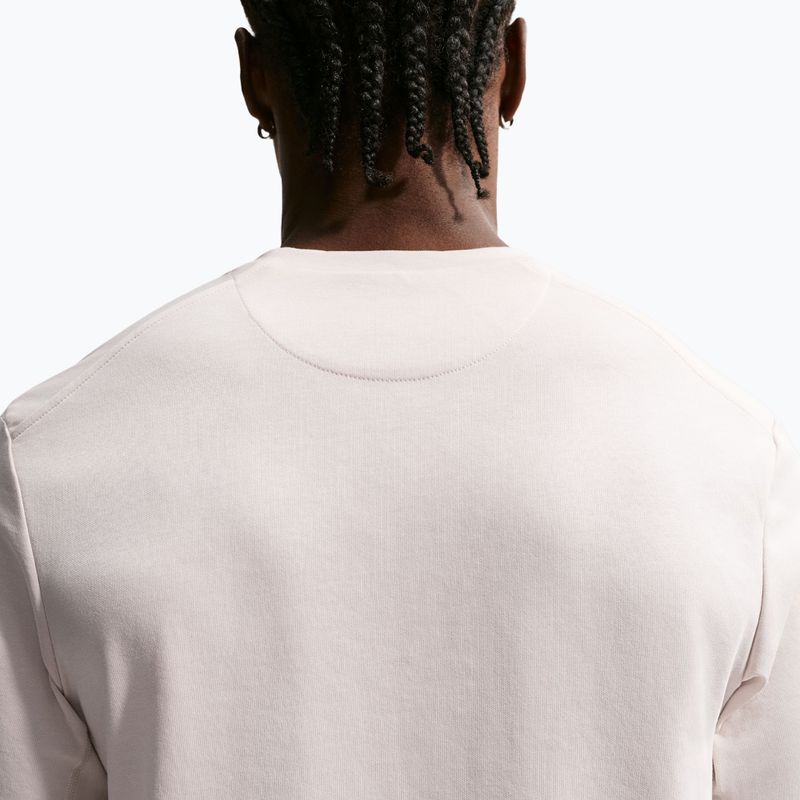 Pánské tréninkové tričko Nike Dri-Fit Primary light orewood brown/light orewood brown 5