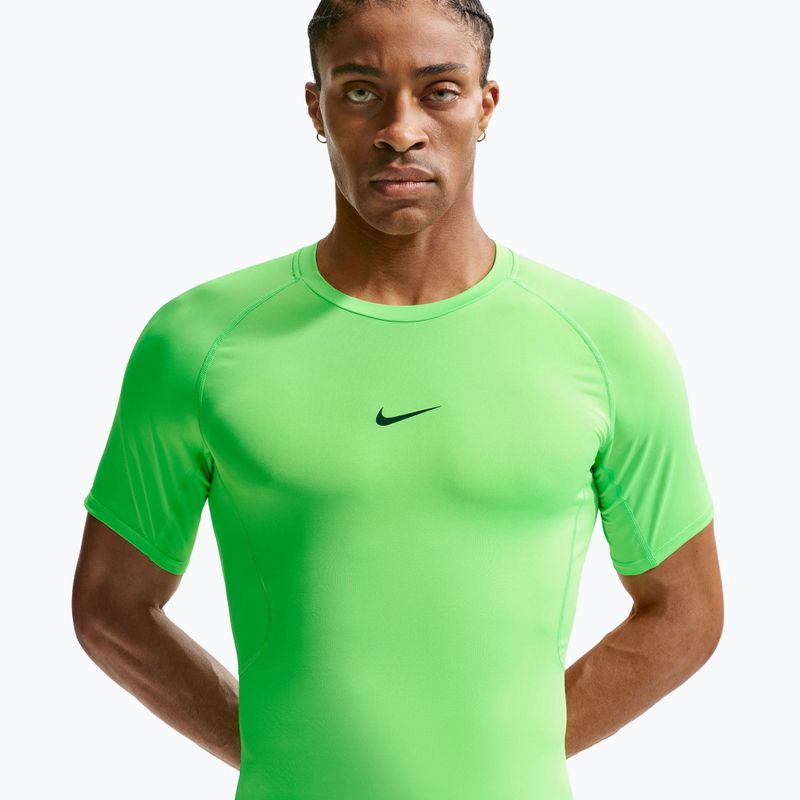 Pánské tréninkové tričko Nike Pro Dri-Fit Tight Fitness green strike/black 4