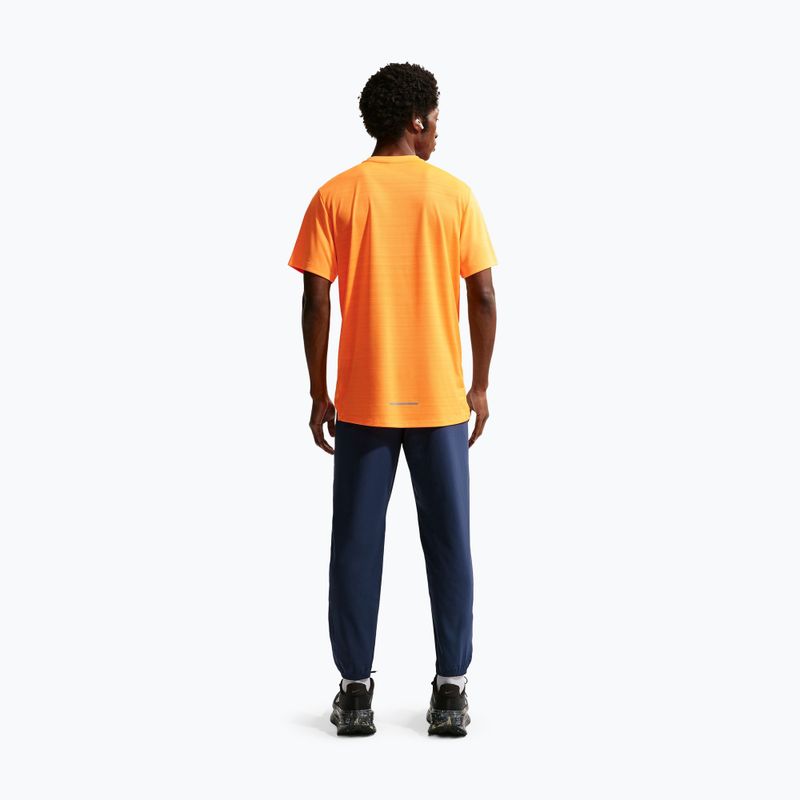 Pánské běžecké kalhoty Nike Miler Dri-Fit Woven midnight navy 3