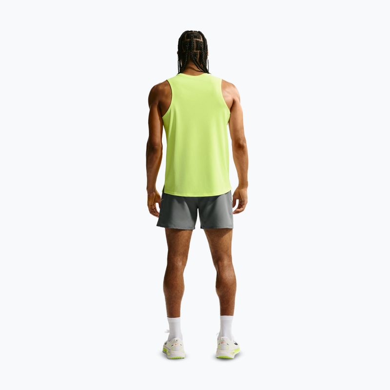 Pánské běžecké šortky Nike Miler Dri-Fit 2in1 5" smoke grey/smoke grey 3