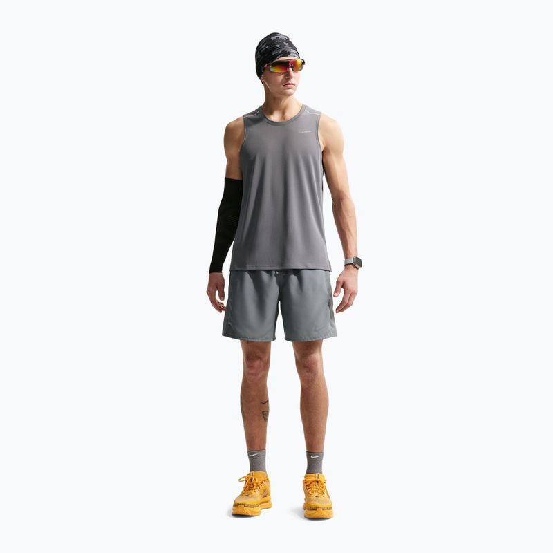 Pánské běžecké šortky Nike Miler Dri-Fit Brief Lined7" smoke grey/smoke grey 2