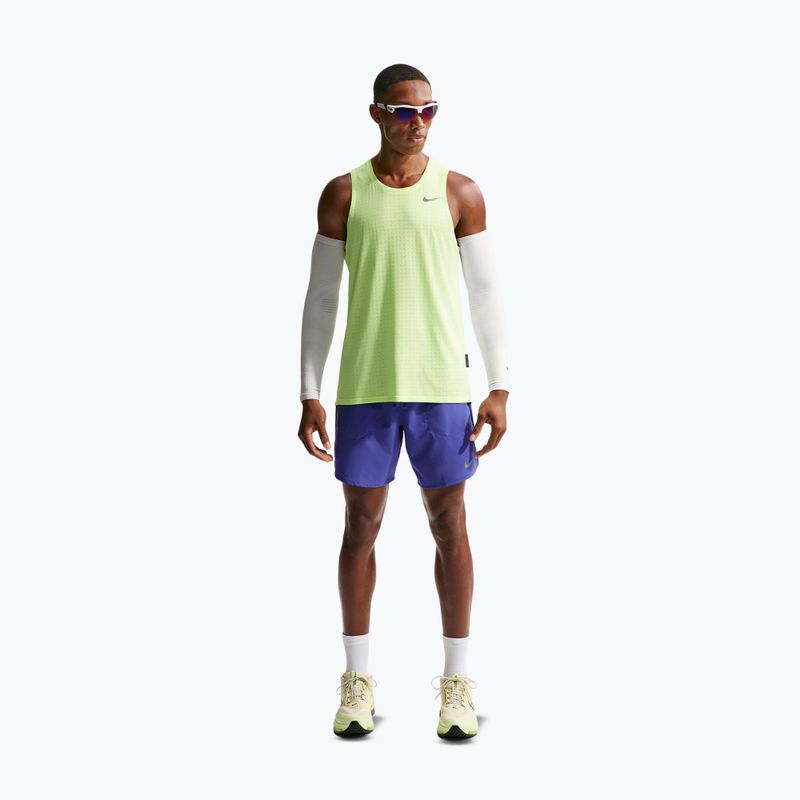 Pánské běžecké šortky Nike Stride Dri-Fit Brief-Lined 7" lapis 2
