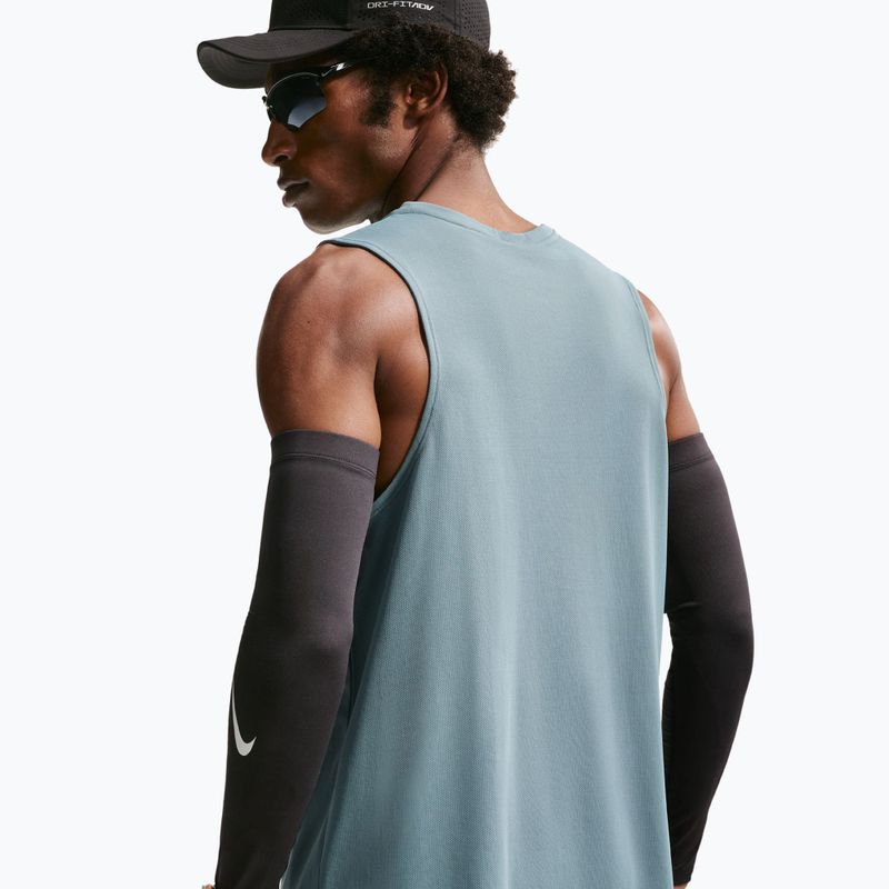 Pánské běžecké tričko Nike Miler Dri-Fit mineral slate 6