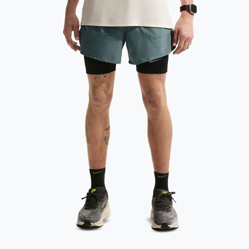 Pánské šortky Nike Stride Dri-Fit s podšívkou 5" mineral slate