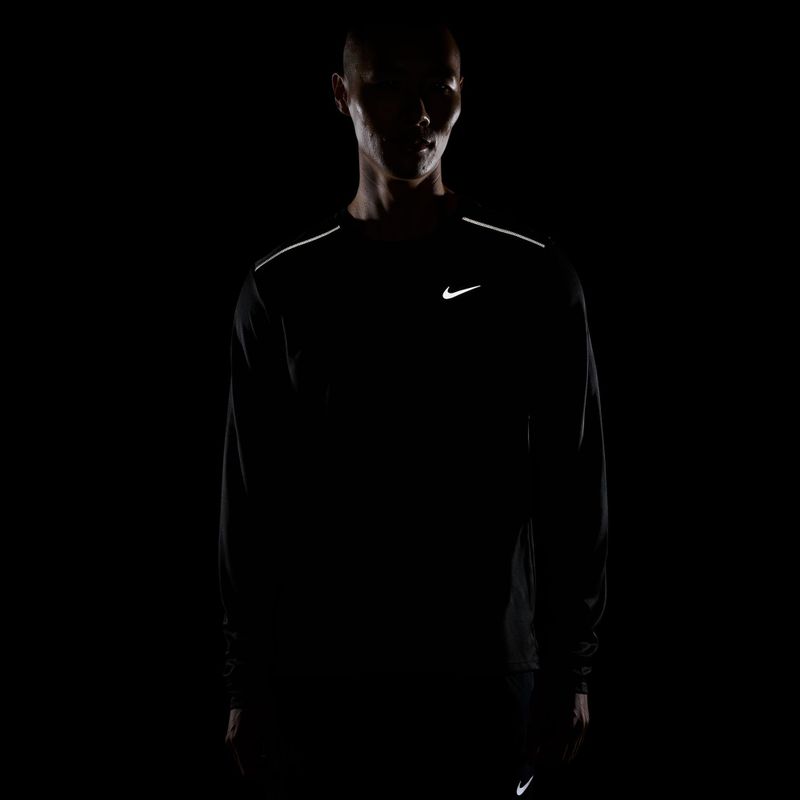 Pánské běžecké tričko Longsleeve Nike Miler Dri-Fit UV black 8