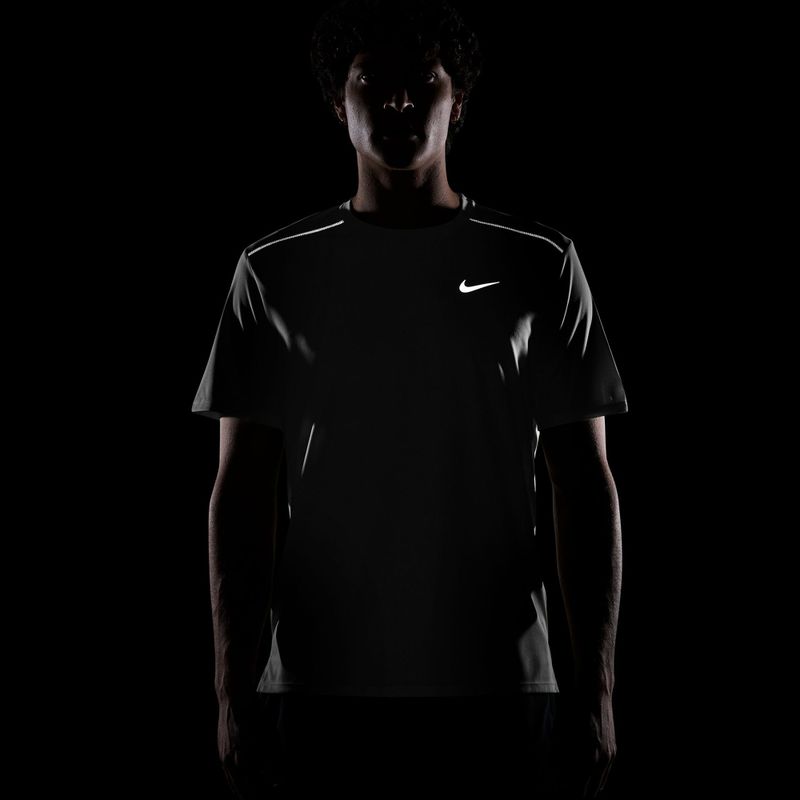 Pánské běžecké tričko Nike Miler Dri-Fit UV white 6