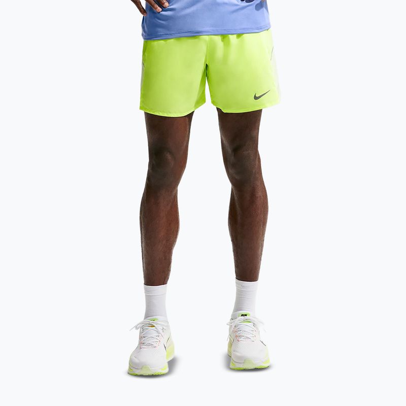 Pánské šortky Nike Miler Dri-Fit Brief Lined 5" volt ice/barely volt