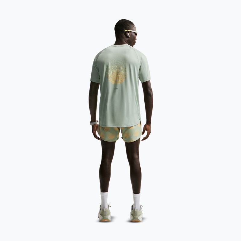 Pánské běžecké šortky Nike Stride Dri-Fit Brief Lined 5" jade horizon 3