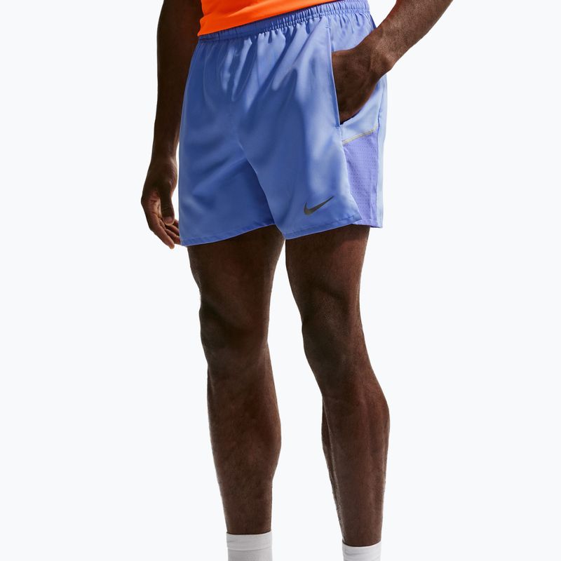 Pánské běžecké šortky Nike Miler Dri-Fit 2in1 5" royal pulse/sapphire 5