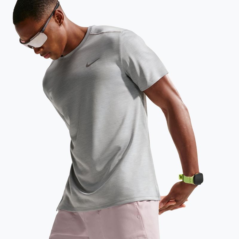 Pánské běžecké šortky Nike Stride Dri-Fit Brief-Lined 7" particle rose 4