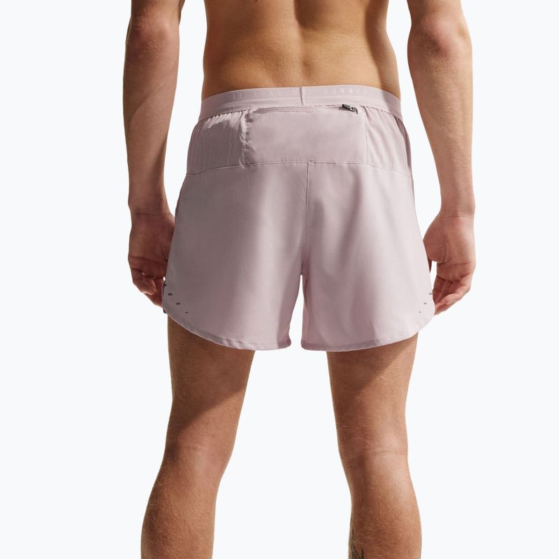 Pánské šortky Nike Stride Dri-Fit s podšívkou 5" particle rose 6