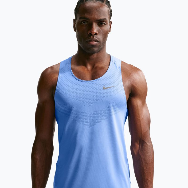 Pánské běžecké tričko Nike Stride Dri-Fit ADV royal pulse 4
