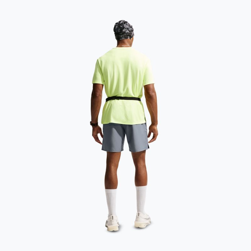 Pánské běžecké šortky Nike Miler Dri-Fit 2in1 7" smoke grey/smoke grey 4