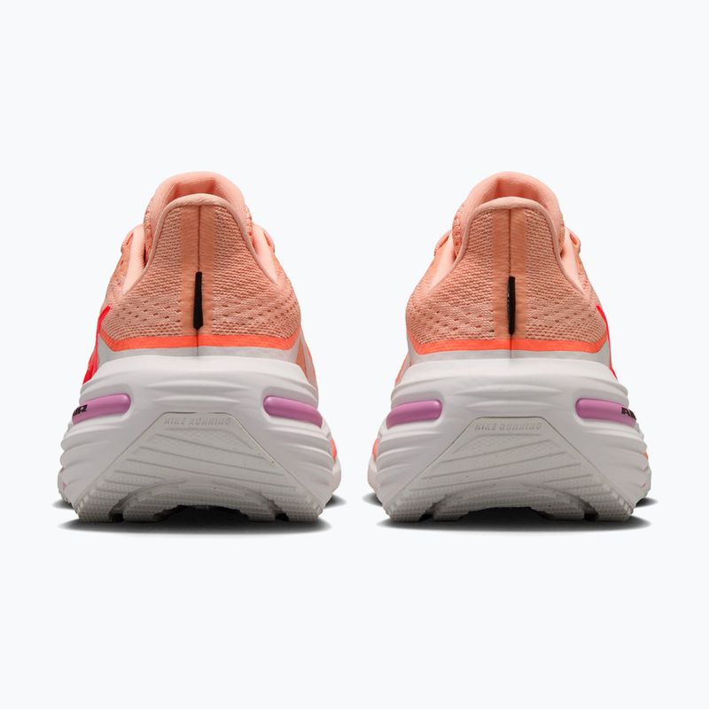 Dámské běžecké boty Nike Winflo 12 arctic orange/summit white/flash crimson 4