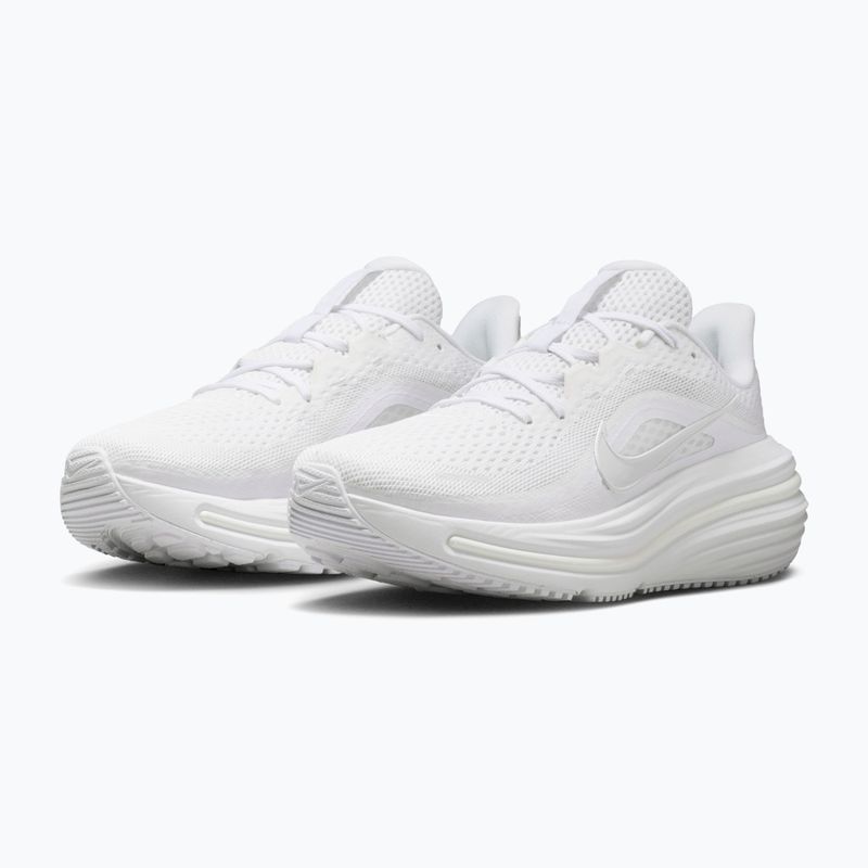 Dámské běžecké boty Nike Winflo 12 white/summit white 3