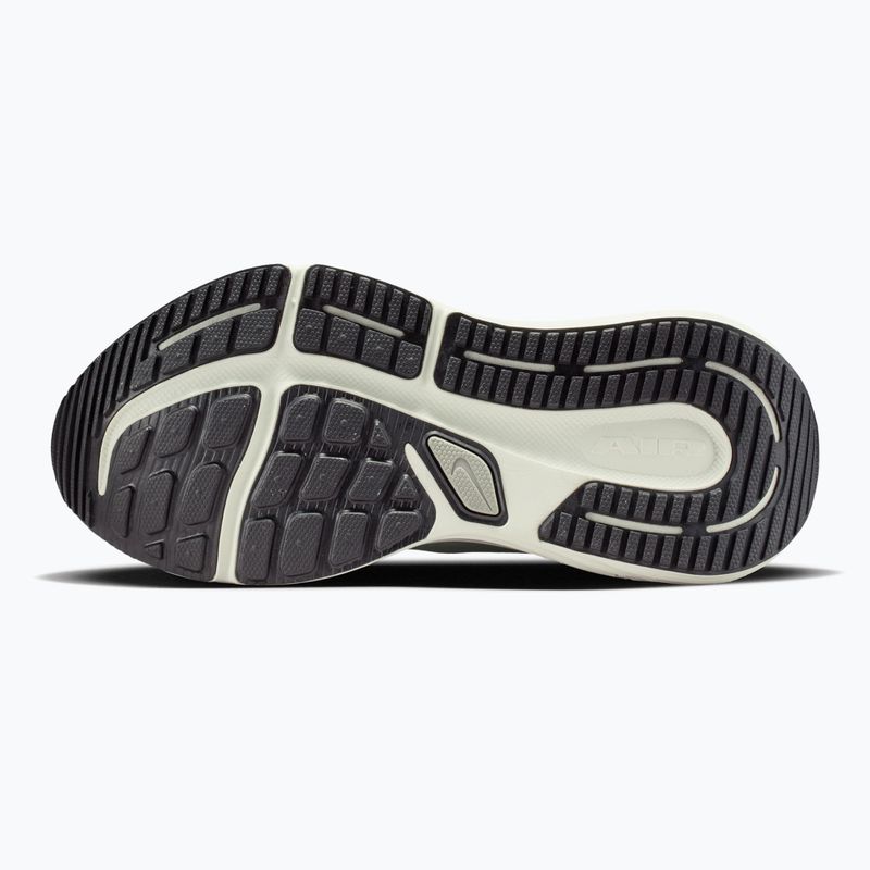 Dámské běžecké boty Nike Winflo 12 off white/barely green/metallic silver 2